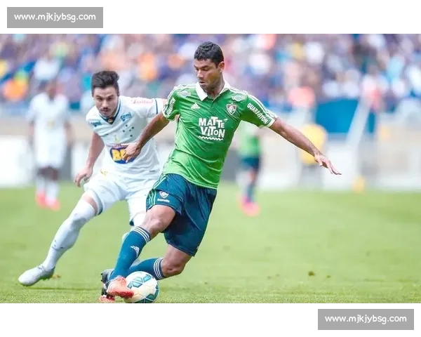 同城德比激战再起 球迷热情高涨 双方球队誓言捍卫荣耀